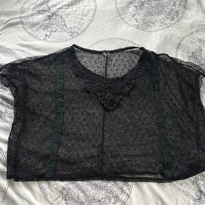 Elegant Black Lace Top sz med